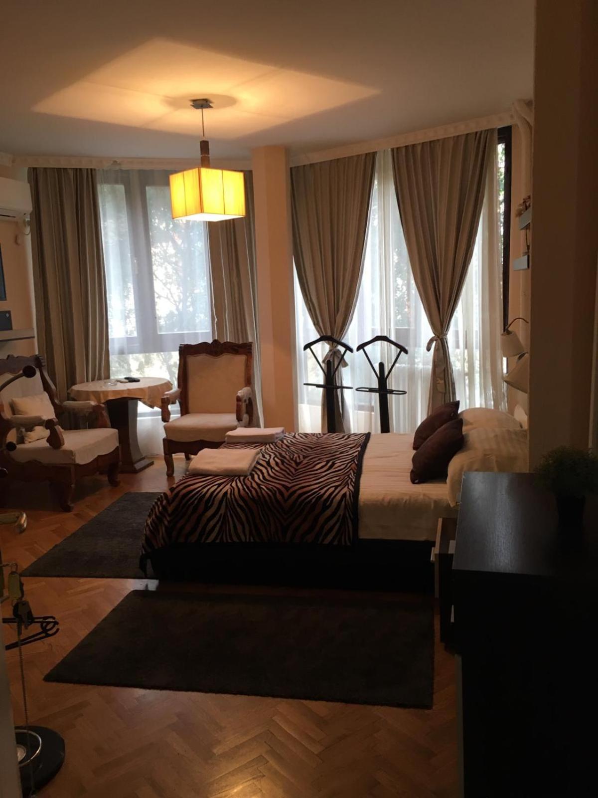 Visoki Stevan Apartments Белград Экстерьер фото